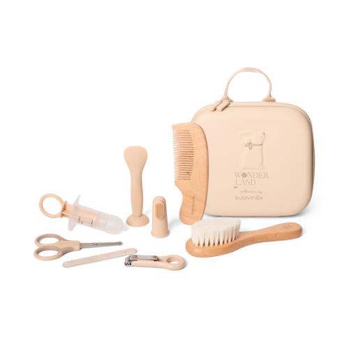 Suavinex Set de Higiene y Cuidado para Bebé con Neceser Wonderland